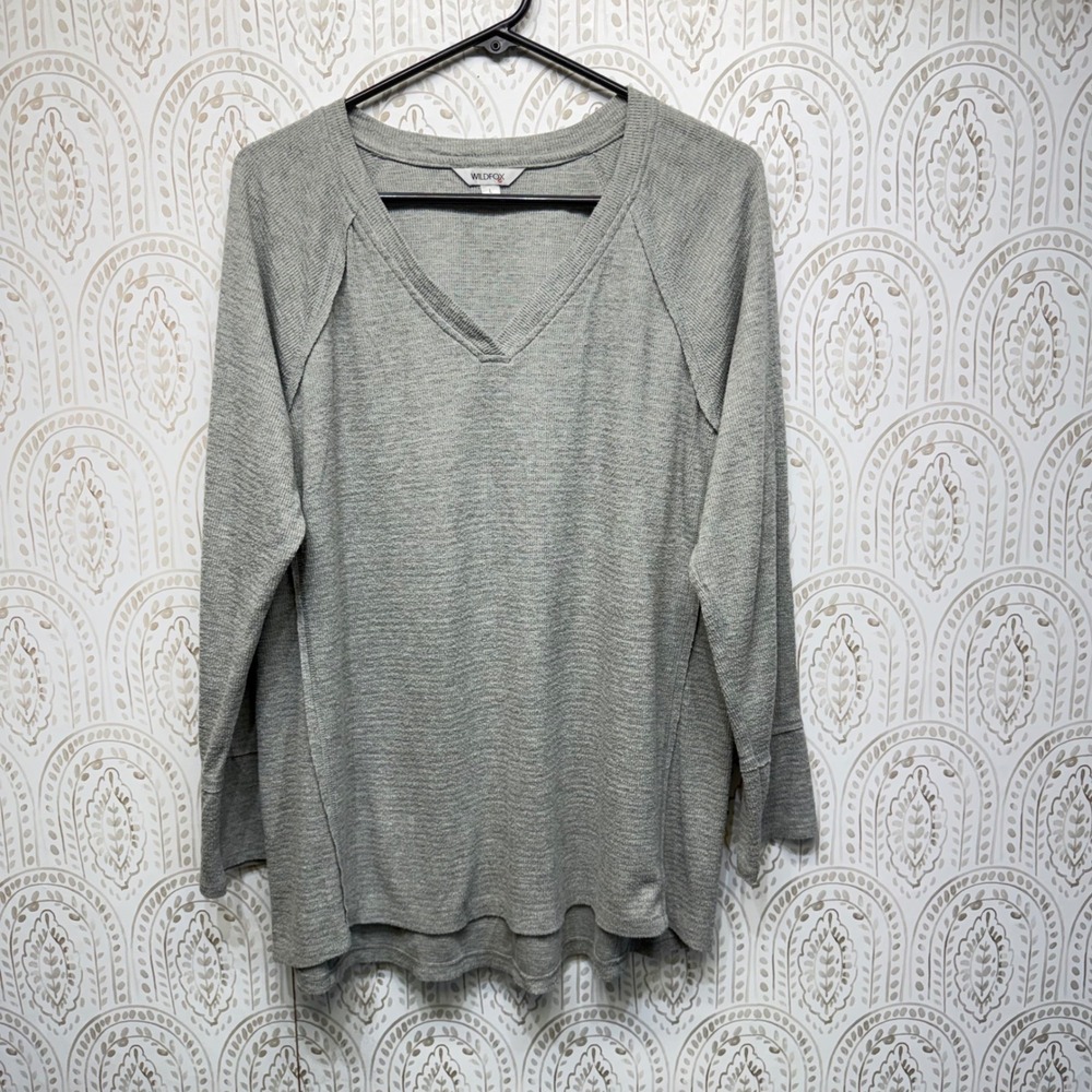 Wildfox V-Neck Ribbed Knit Top Women Large Gray Long Sleeve Raglan WLT4018S